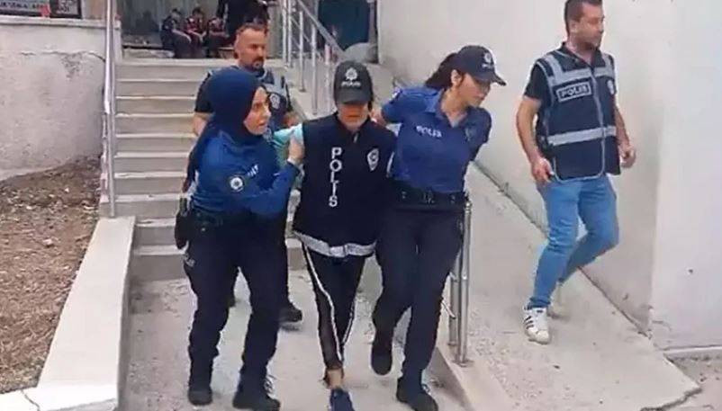 Bu okulda 3 yıldır tek bir öğrenci var. 9 yaşındaki Hasret artık sınıf arkadaşı istiyor - Resim: 30